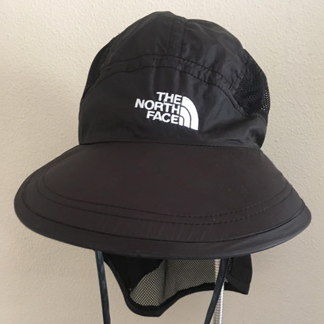 THE NORTH FACE(ザノースフェイス)のTHE NORTH FACE キャップ(首の日除け付き) レディースの帽子(キャップ)の商品写真