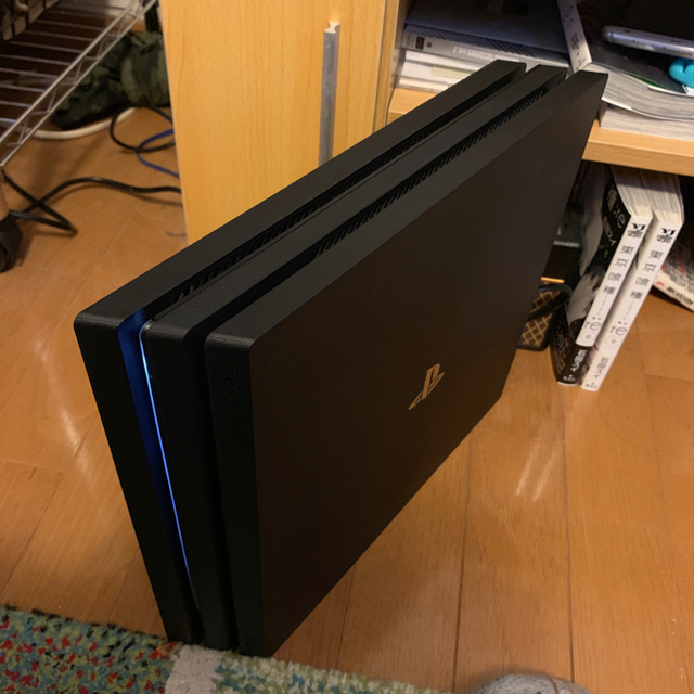 PlayStation4 本体の通販 by こてつ's shop｜プレイステーション4ならラクマ - PS4 pro 正規店得価