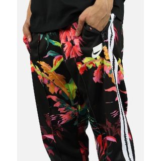 ナイキ(NIKE)のSサイズ NSW FLORAL TRACK PANTS(その他)