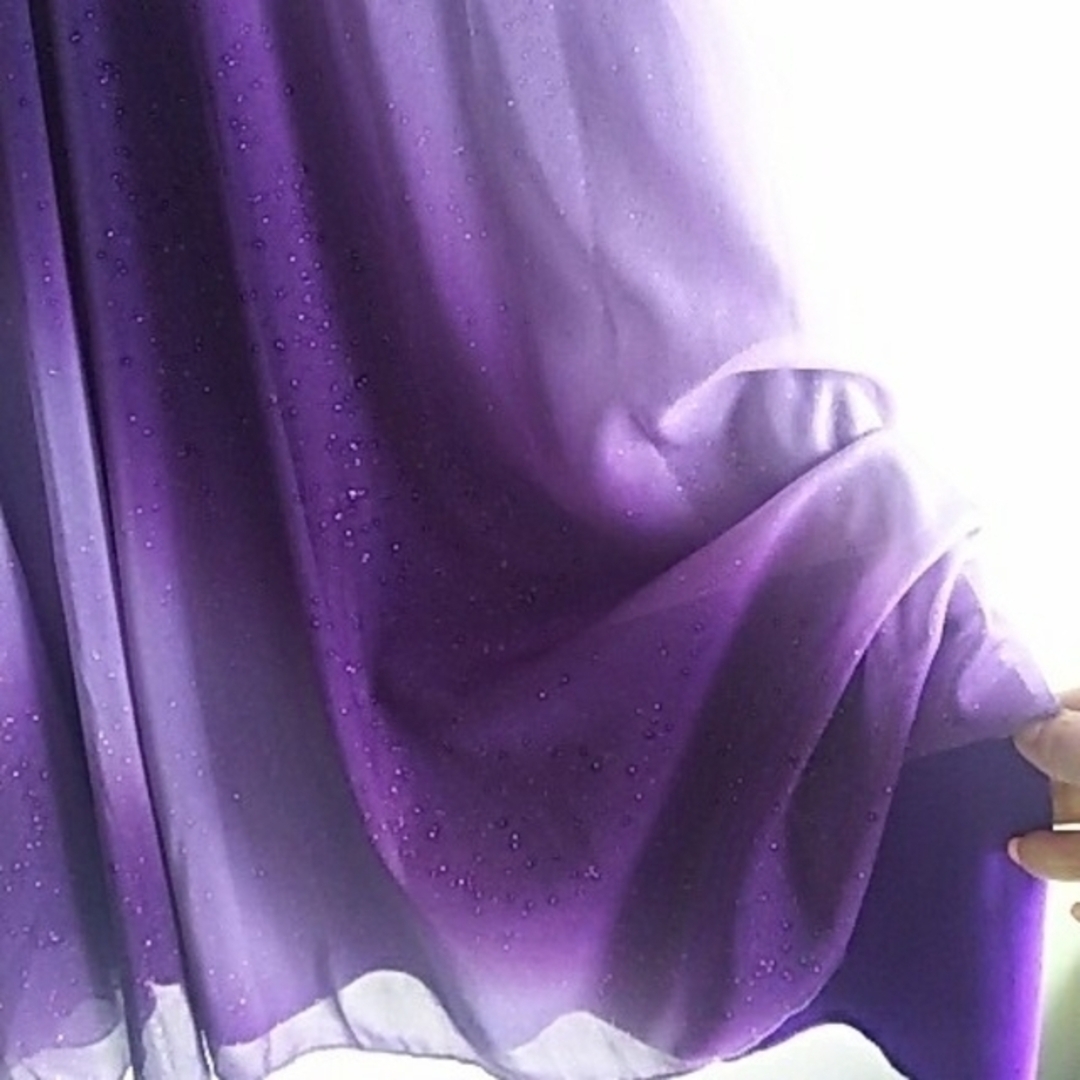 H&M(エイチアンドエム)の💗未使用￥19000円ドレス インポートワンピース   サンダルワンピース口紅 レディースのワンピース(ひざ丈ワンピース)の商品写真