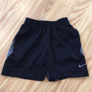 ナイキ(NIKE)のりん様専用   NIKE 短パン85-90size(パンツ/スパッツ)