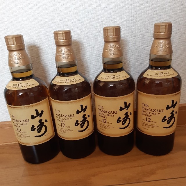 山崎12年700ミリ４本セット！