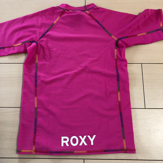 Roxy(ロキシー)の夏間近❗️ロキシーラッシュガード キッズ/ベビー/マタニティのキッズ服女の子用(90cm~)(水着)の商品写真