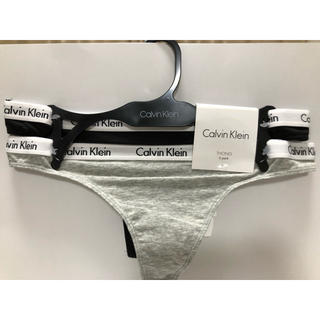 カルバンクライン(Calvin Klein)のカルバンクライン Tバックショーツ ２枚【値下げしました(^^)】(ショーツ)