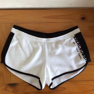 アバクロンビーアンドフィッチ(Abercrombie&Fitch)のアバクロショートパンツ(ショートパンツ)