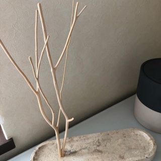 新品 IDEE イデー アクセサリースタンド トレー