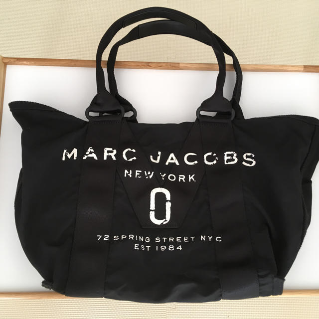 MARC JACOBS(マークジェイコブス)のMARK  JACOBS レディースのバッグ(トートバッグ)の商品写真