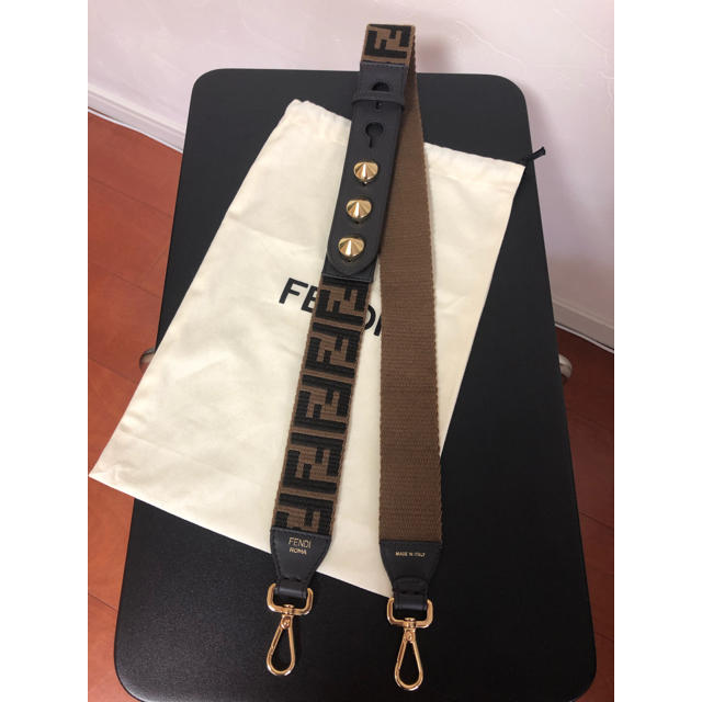 FENDI ストラップ美品