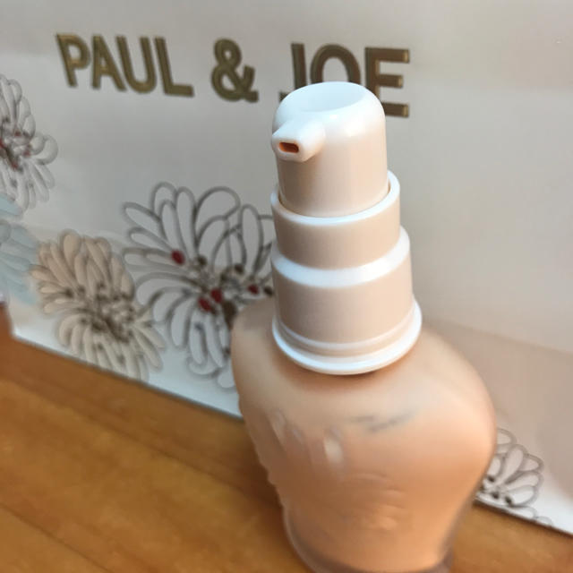 PAUL & JOE(ポールアンドジョー)のプロテクティングファンデーションプライマー コスメ/美容のベースメイク/化粧品(化粧下地)の商品写真
