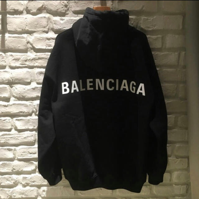 Balenciaga バレンシアガ パーカー フーディ ロゴ