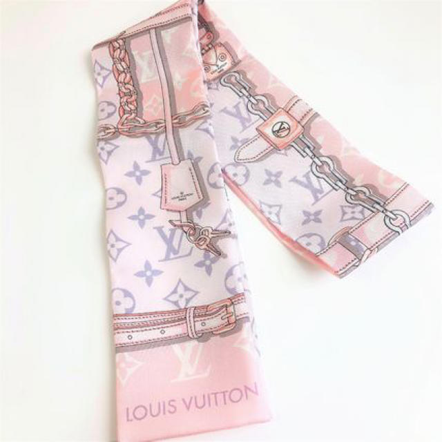 LOUIS VUITTON - ルイヴィトン スカーフ バンドー レディース モノグラム M70637 ピンクの通販 by Aika's