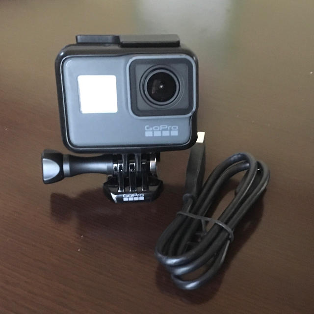 GoPro(ゴープロ)のGo pro hero 5 スマホ/家電/カメラのカメラ(コンパクトデジタルカメラ)の商品写真