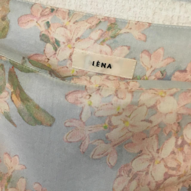 IENA(イエナ)の＊ゆづ様専用＊【IENA】リバティブラウス レディースのトップス(シャツ/ブラウス(長袖/七分))の商品写真