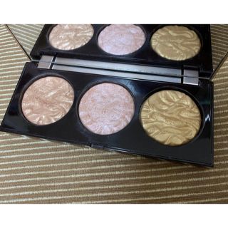 ローラメルシエ(laura mercier)のローラメルシエ フェイスイルミネーター  パレット トリオ(フェイスカラー)