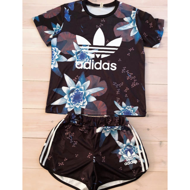 adidas(アディダス)のアディダス adidas  セットアップ レディースのトップス(Tシャツ(半袖/袖なし))の商品写真