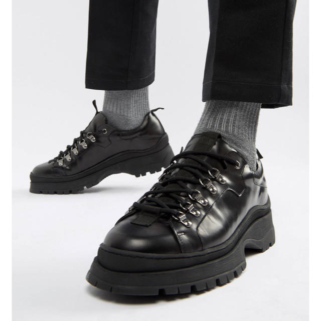 Dr.Martens(ドクターマーチン)のASOS DESIGN trainer 厚底 チャンキーソール メンズの靴/シューズ(その他)の商品写真