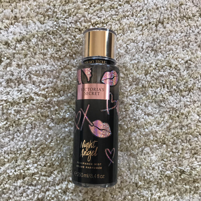 Victoria's Secret(ヴィクトリアズシークレット)のヴィクトリアズシークレット ボディミスト コスメ/美容の香水(香水(女性用))の商品写真