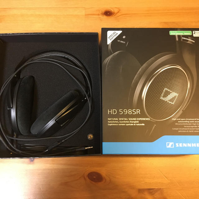 SENNHEISER(ゼンハイザー)のsennheiser ヘッドホン hd 598 sr スマホ/家電/カメラのオーディオ機器(ヘッドフォン/イヤフォン)の商品写真