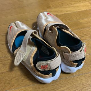 ナイキ(NIKE)のエアリフト ゴールド 26 未使用(スニーカー)