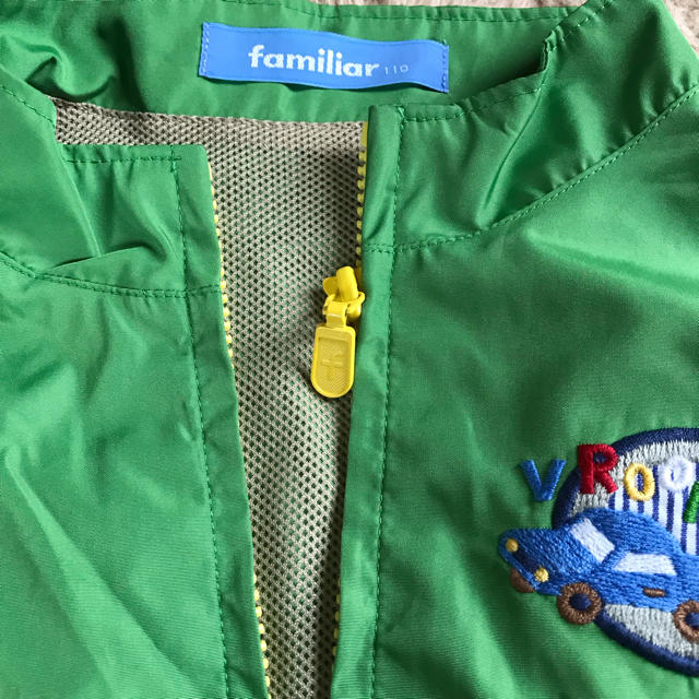 familiar(ファミリア)の専用(110)美品☆ファミリア ベスト キッズ/ベビー/マタニティのキッズ服男の子用(90cm~)(その他)の商品写真