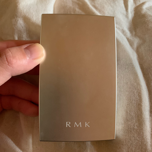 RMK(アールエムケー)のRMK シルクフィット フェイスパウダー   コスメ/美容のベースメイク/化粧品(フェイスパウダー)の商品写真