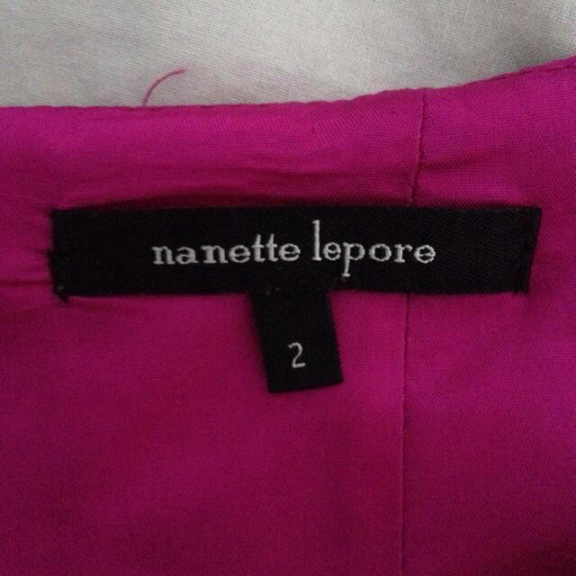ナネットレポー♡ベリー色のティアードミニ レディースのスカート(ミニスカート)の商品写真