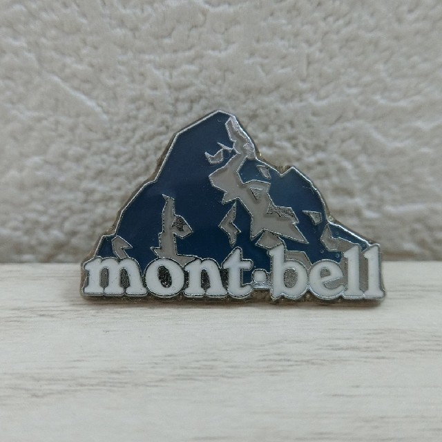 mont bell(モンベル)のモンベル　ピンバッチ スポーツ/アウトドアのスポーツ/アウトドア その他(その他)の商品写真