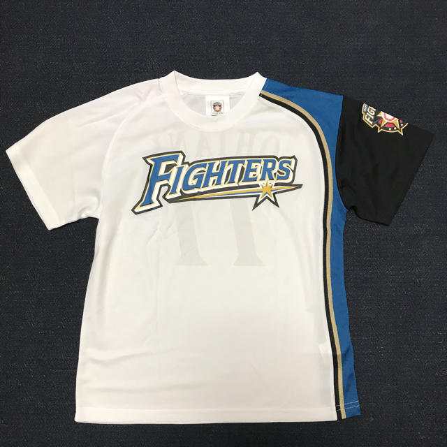 北海道日本ハムファイターズ(ホッカイドウニホンハムファイターズ)の✨新品未使用✨ ファイターズ 大谷Tシャツ キッズ/ベビー/マタニティのキッズ服男の子用(90cm~)(Tシャツ/カットソー)の商品写真