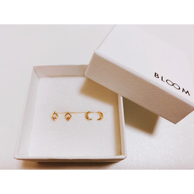 BLOOM(ブルーム)のK10 イエローゴールド  ピアス レディースのアクセサリー(ピアス)の商品写真