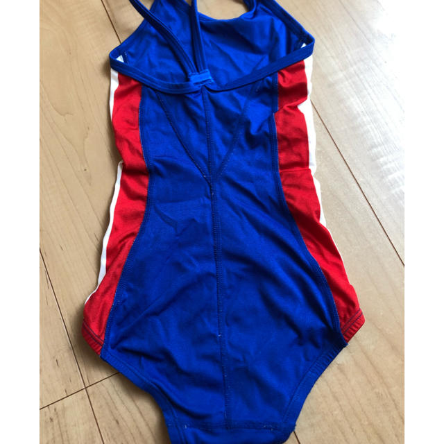 SPEEDO(スピード)の水着  110   女の子用  speed キッズ/ベビー/マタニティのキッズ服女の子用(90cm~)(水着)の商品写真