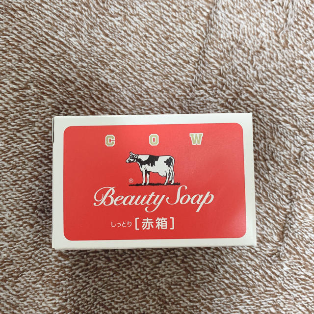COW(カウブランド)の牛乳石鹸 赤箱 コスメ/美容のボディケア(ボディソープ/石鹸)の商品写真
