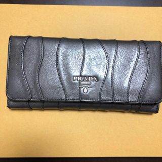 プラダ(PRADA)のプラダ  長財布(財布)