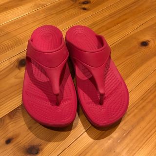 クロックス(crocs)のクロックスサンダル(サンダル)