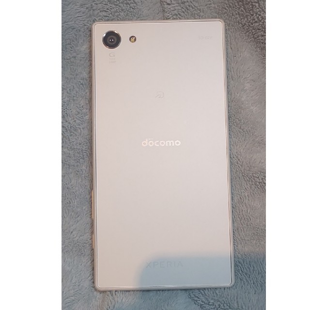 良品 docomo SONY　SO-02H Z5　32GB ホワイト