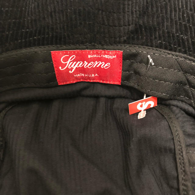 Supreme(シュプリーム)の送料込み S/Mサイズ Supreme Corduroy Crusher メンズの帽子(ハット)の商品写真