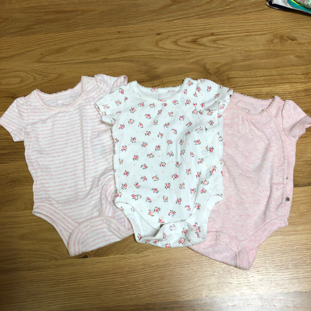 babyGAP(ベビーギャップ)のbaby GAP ロンパースセット キッズ/ベビー/マタニティのベビー服(~85cm)(カーディガン/ボレロ)の商品写真