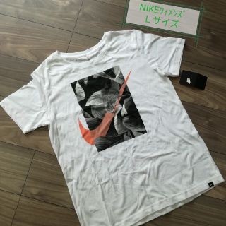 ナイキ(NIKE)の【NIKE】ウィメンズ　大人気柄　Ｔシャツ(Tシャツ(半袖/袖なし))