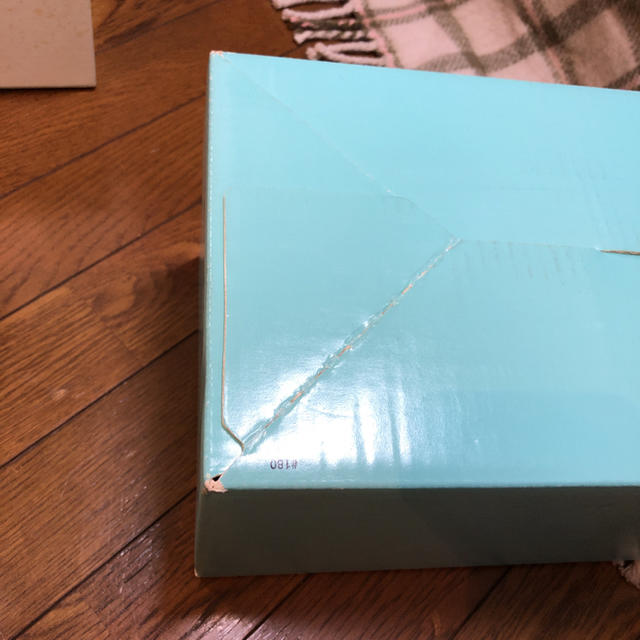 Tiffany & Co.(ティファニー)のティファニー花瓶 高さ27cm  幅14cm   開口部11cm  底9.5cm インテリア/住まい/日用品のインテリア小物(花瓶)の商品写真