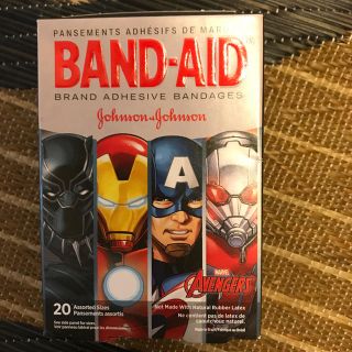 マーベル(MARVEL)の絆創膏 バンドエイド アベンジャーズ プリント(日用品/生活雑貨)