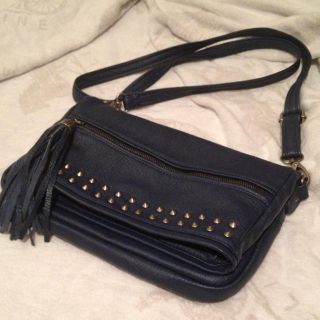 アズールバイマウジー(AZUL by moussy)のスタッズタッセル♡ポシェット(ショルダーバッグ)