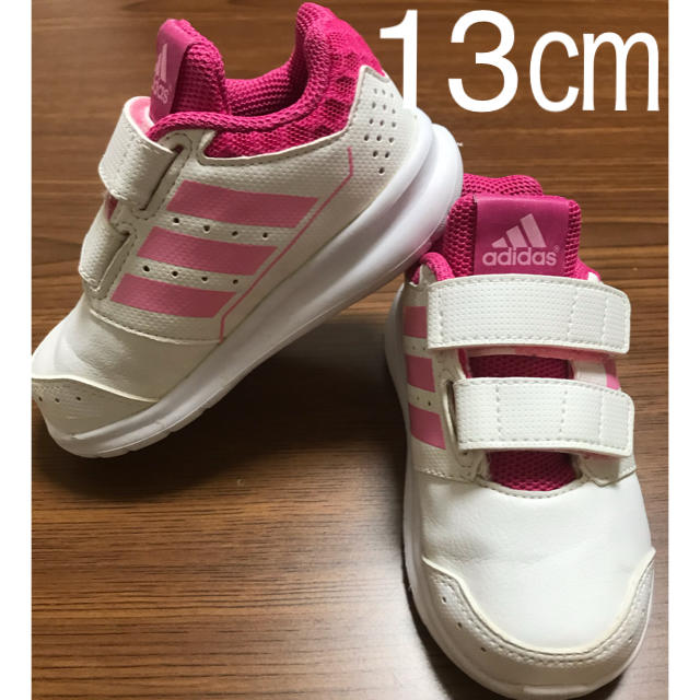 adidas(アディダス)のadidas スニーカー 13㎝ キッズ/ベビー/マタニティのベビー靴/シューズ(~14cm)(スニーカー)の商品写真