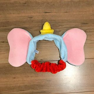 ディズニー(Disney)のダンボ ヘアバンド 🐘 美品(ヘアバンド)