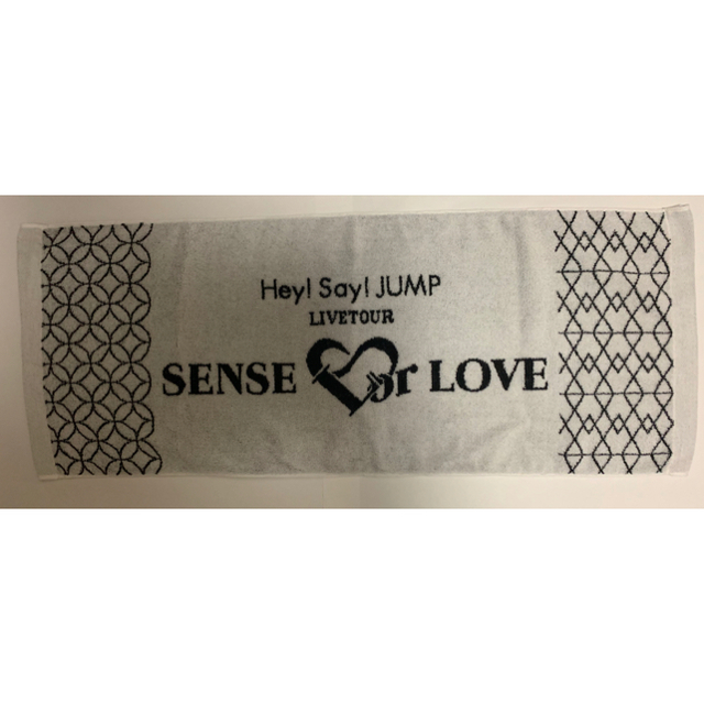 Hey! Say! JUMP(ヘイセイジャンプ)のHey!Say!JUMP SENSE or LOVE タオル エンタメ/ホビーのタレントグッズ(アイドルグッズ)の商品写真