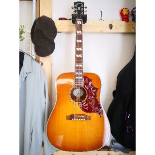 ギブソン(Gibson)の美品！　Gibson Hummingbird 海外赴任の為5/28まで限定出品(アコースティックギター)