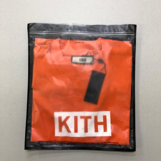 KITH（キス）BOXLOGO Tシャツ★オレンジ / サイズM メンズのトップス(Tシャツ/カットソー(半袖/袖なし))の商品写真