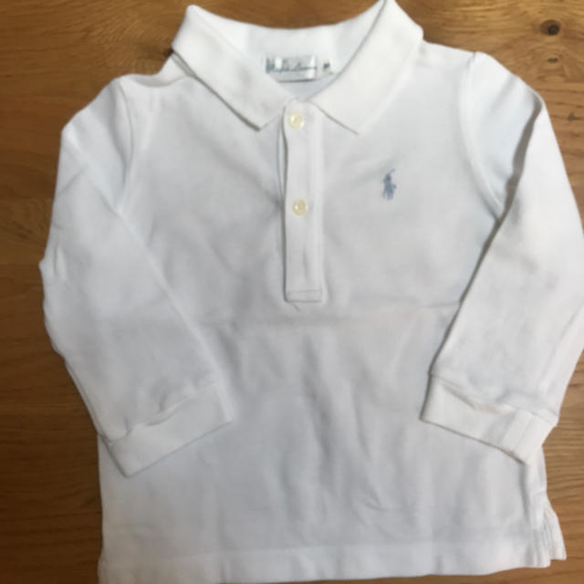 POLO RALPH LAUREN(ポロラルフローレン)のラルフローレンポロシャツ 白長袖80サイズ キッズ/ベビー/マタニティのベビー服(~85cm)(シャツ/カットソー)の商品写真