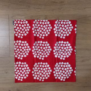 マリメッコ(marimekko)の値下げ　未使用　marimekko　クッションカバー　プケッティ(クッションカバー)