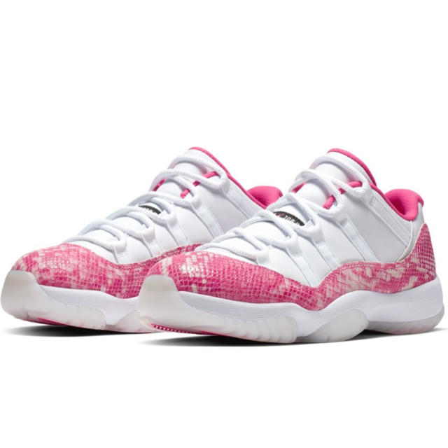 NIKE(ナイキ)の28.5cm NIKE WMNS AIR JORDAN11 WHITE PINK メンズの靴/シューズ(スニーカー)の商品写真