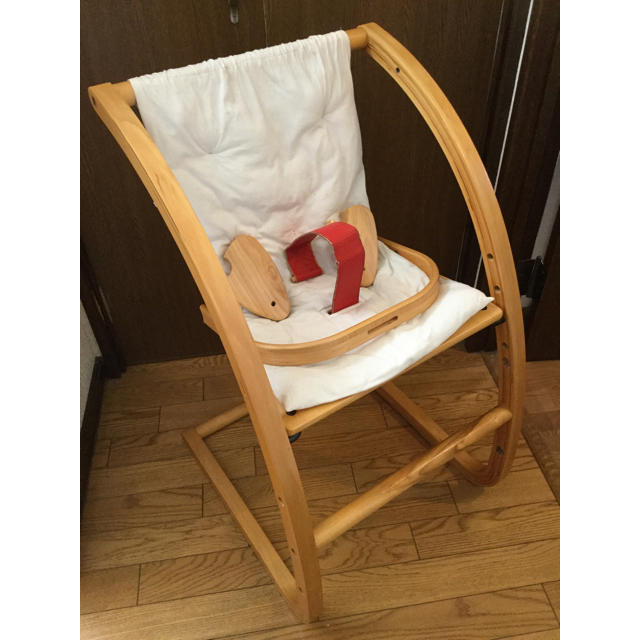 ベビー〜大人まで！e-chair(イーチェア)木馬にもなる素敵な椅子です♪ の通販 by goroneko's shop｜ラクマ
