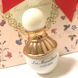 ラデュレ(LADUREE)の未使用 パールトリートメントセラム LADUREE(美容液)